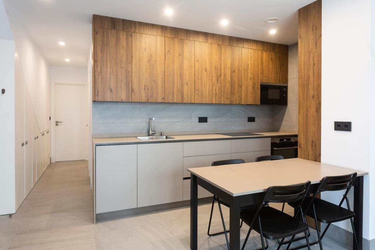 Apartamentos Bajeles Sevilla Urban Exterior foto